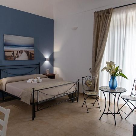 B&B Palazzo Loreto Avola Bagian luar foto