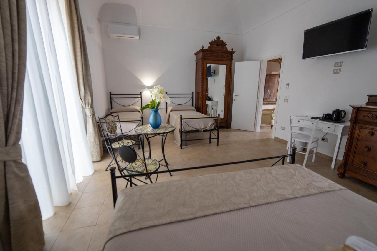 B&B Palazzo Loreto Avola Bagian luar foto