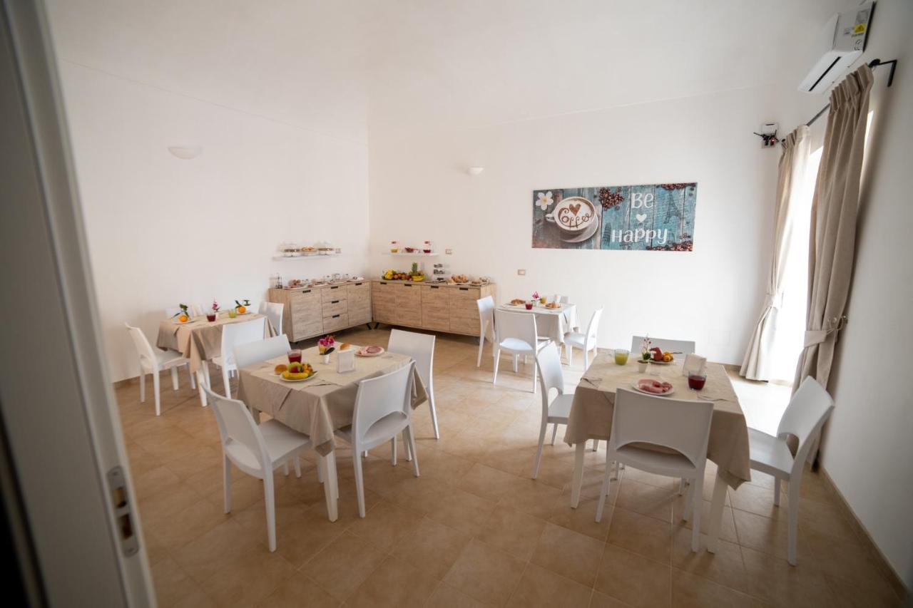 B&B Palazzo Loreto Avola Bagian luar foto