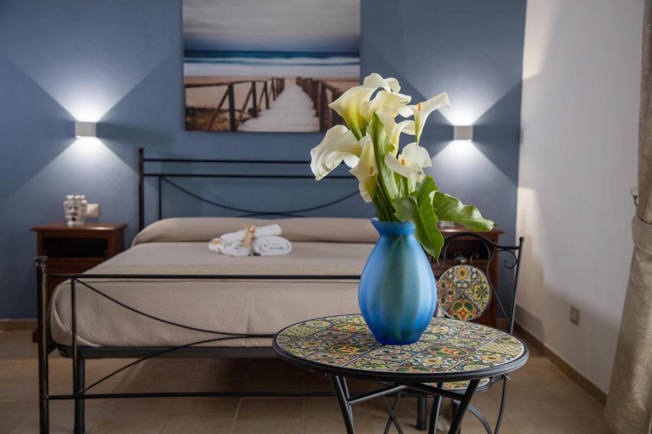 B&B Palazzo Loreto Avola Bagian luar foto