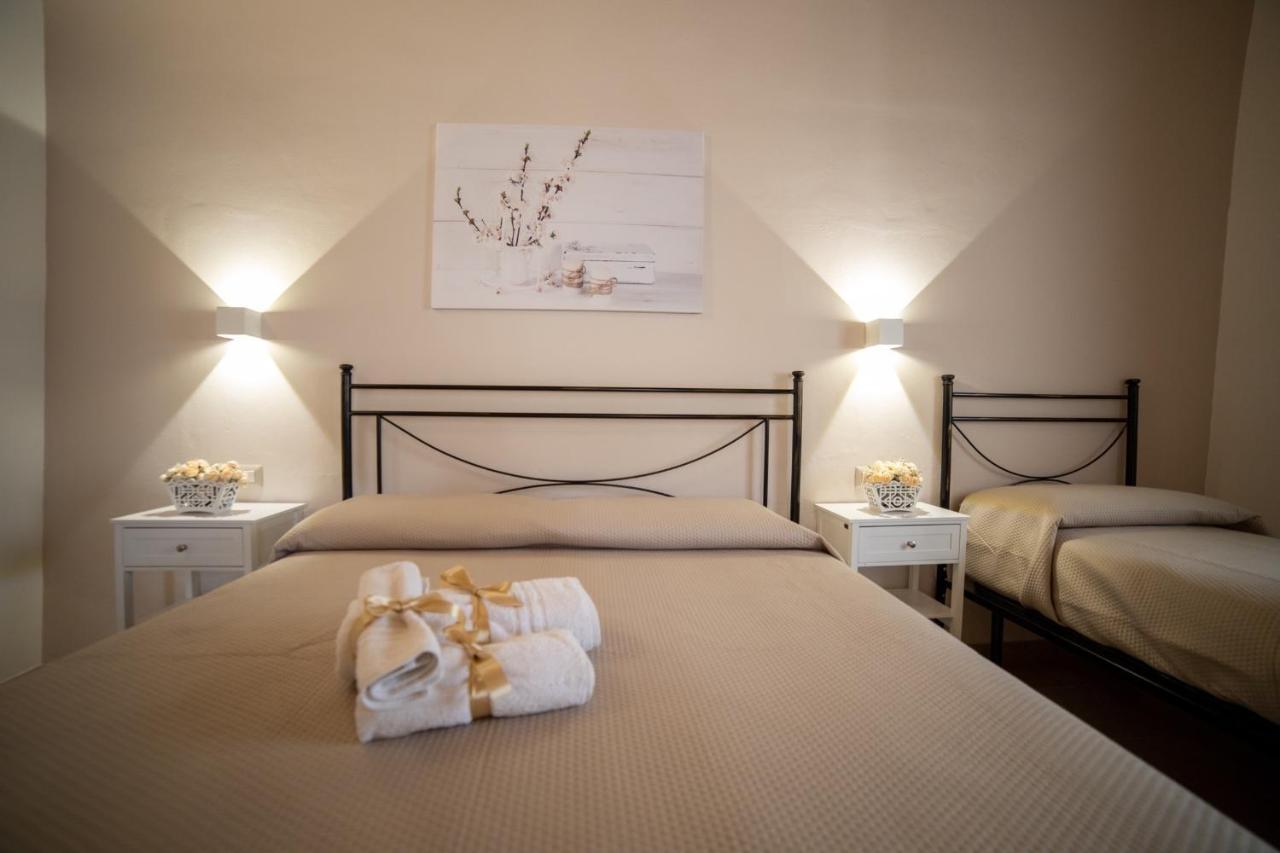 B&B Palazzo Loreto Avola Bagian luar foto