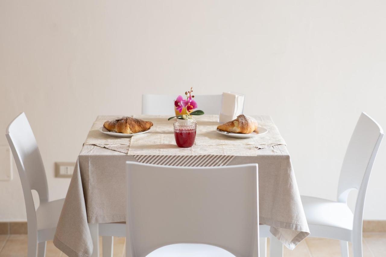 B&B Palazzo Loreto Avola Bagian luar foto
